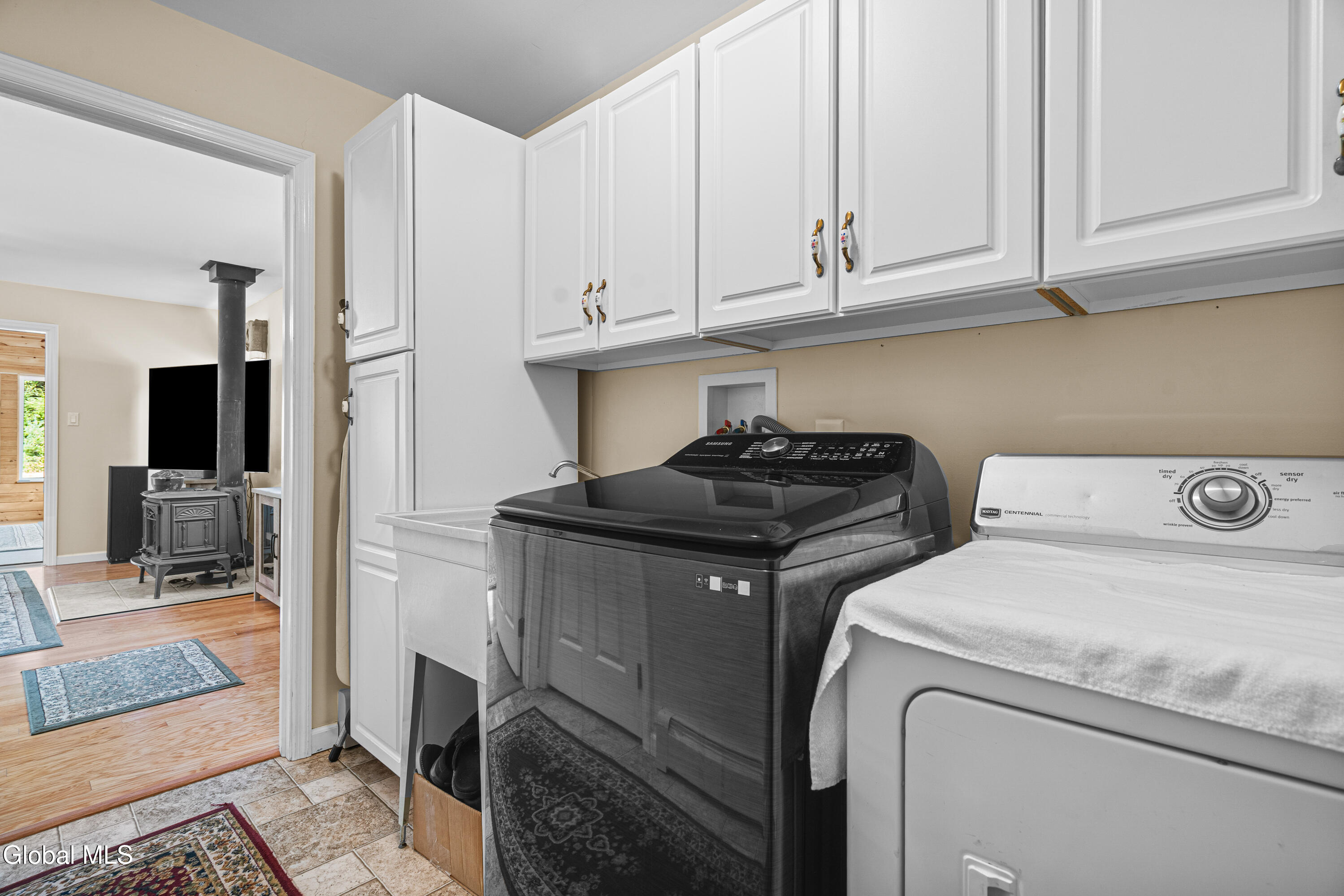 489 River Road Warrensburg NY 12885