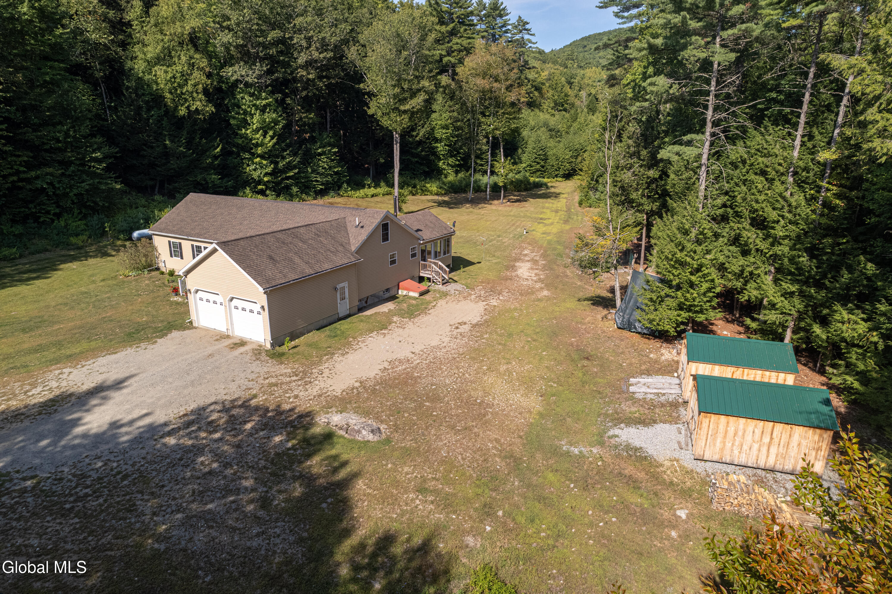 489 River Road Warrensburg NY 12885