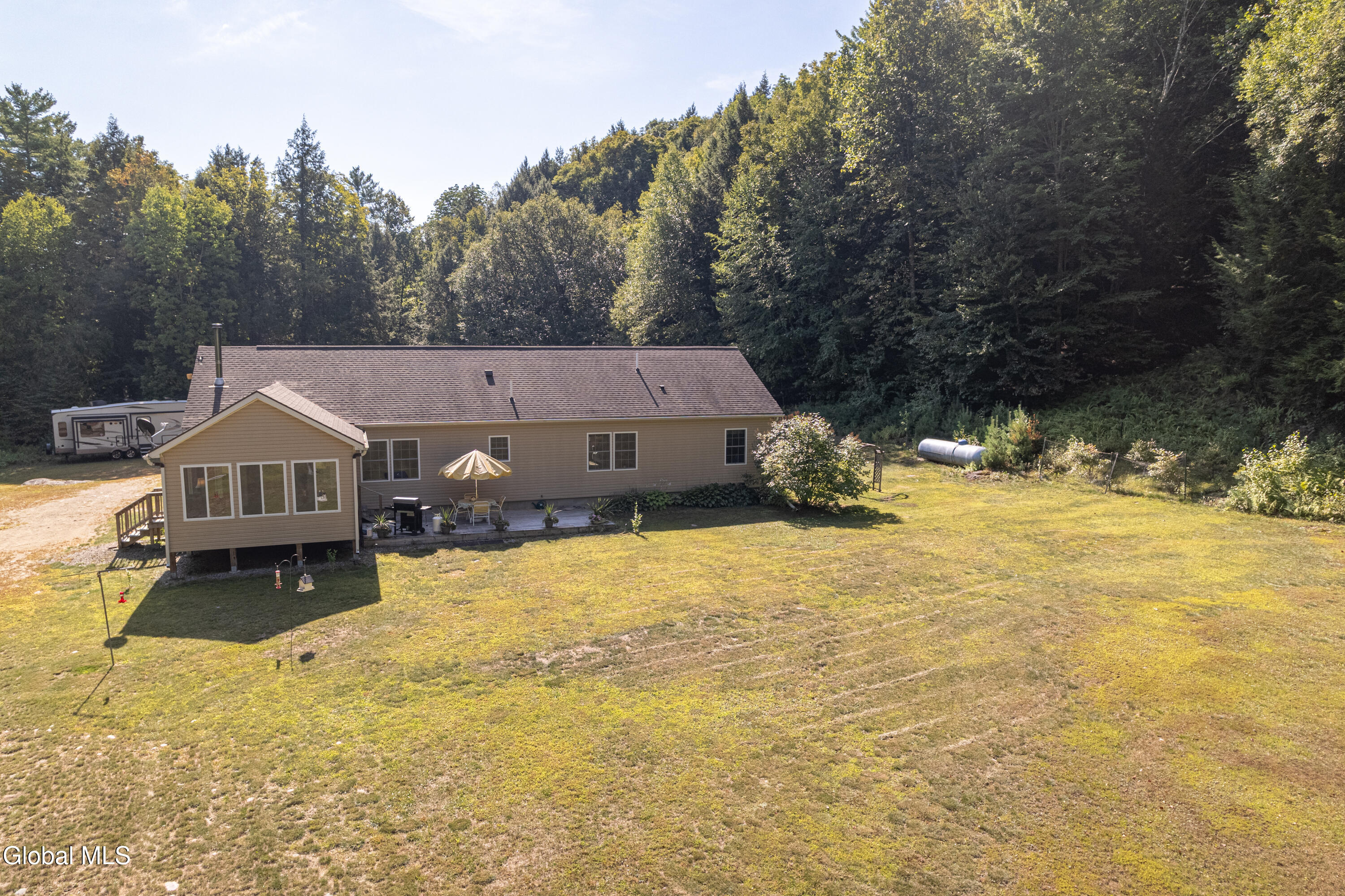 489 River Road Warrensburg NY 12885