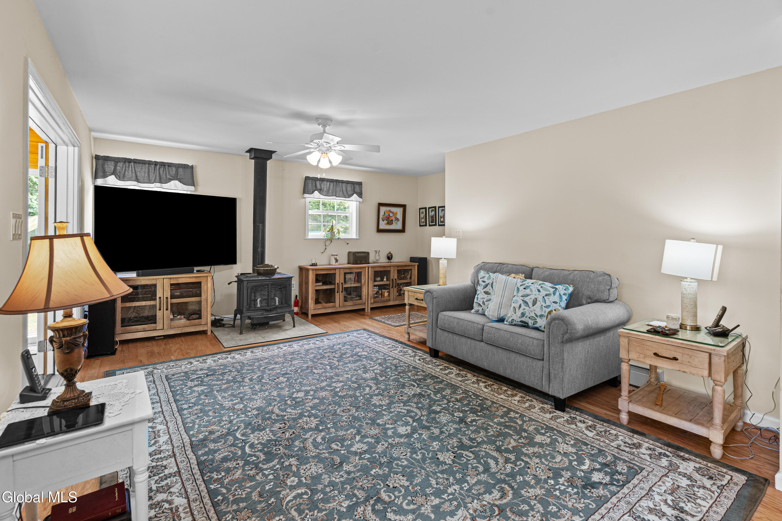 489 River Road Warrensburg NY 12885
