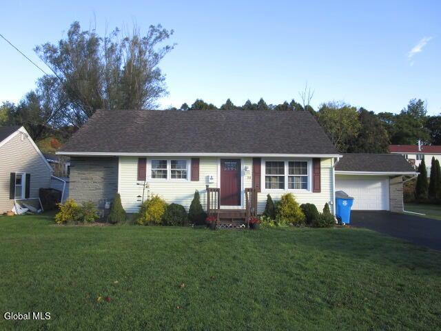 28 Lee Avenue Gloversville NY 12078