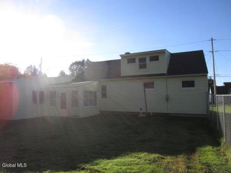 28 Lee Avenue Gloversville NY 12078