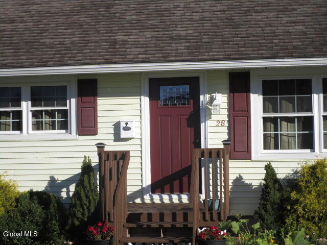 28 Lee Avenue Gloversville NY 12078