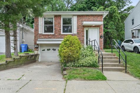 22 View Avenue Albany NY 12209