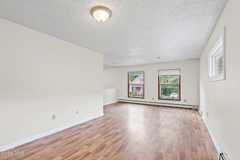 22 View Avenue Albany NY 12209