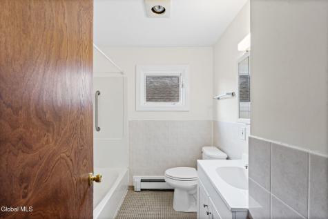 22 View Avenue Albany NY 12209