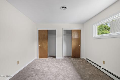 22 View Avenue Albany NY 12209