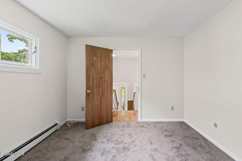 22 View Avenue Albany NY 12209
