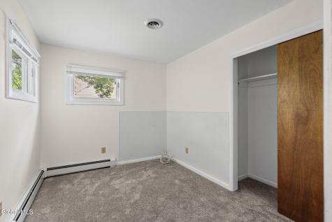 22 View Avenue Albany NY 12209