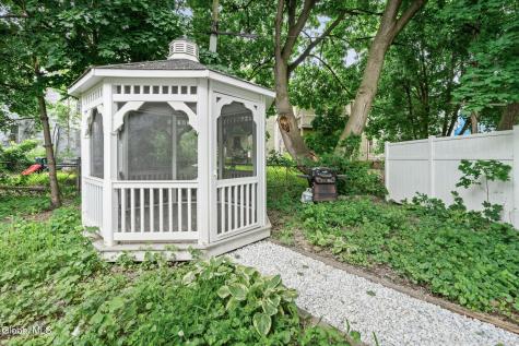 22 View Avenue Albany NY 12209