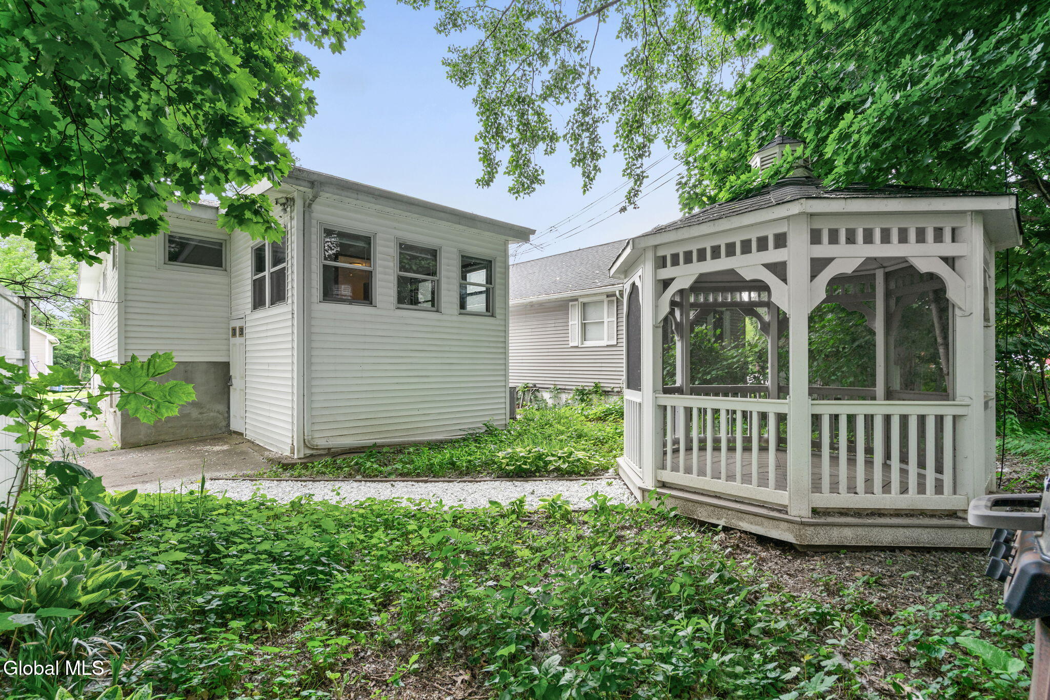 22 View Avenue Albany NY 12209