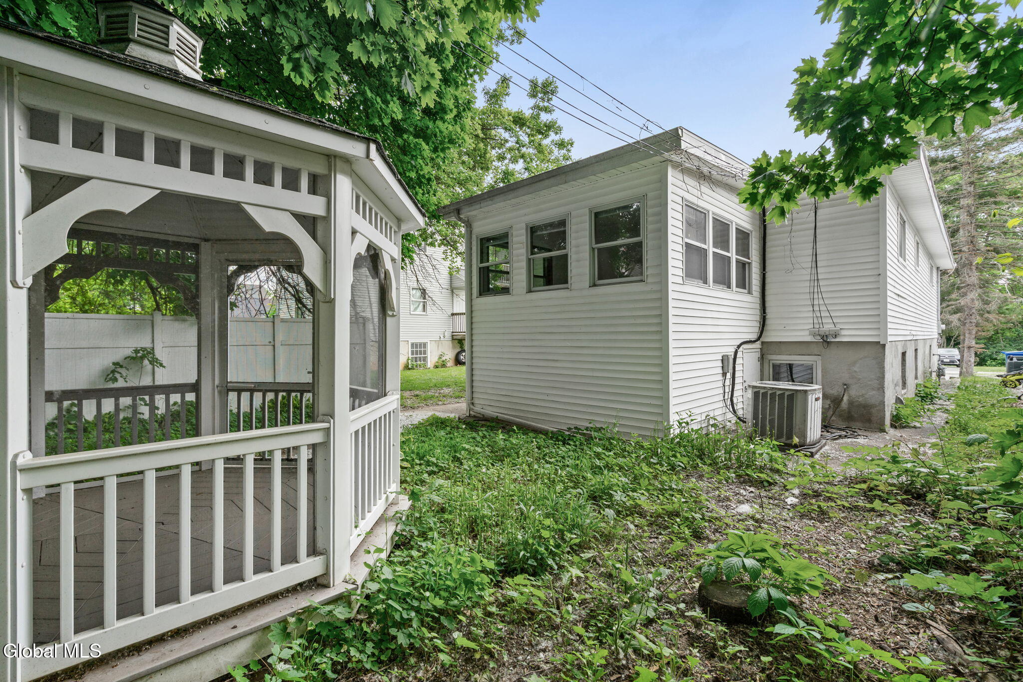 22 View Avenue Albany NY 12209