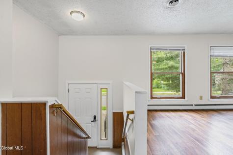 22 View Avenue Albany NY 12209