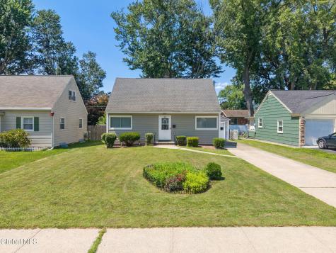 228 Davis Avenue Albany NY 12208