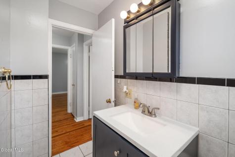 228 Davis Avenue Albany NY 12208