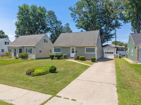 228 Davis Avenue Albany NY 12208