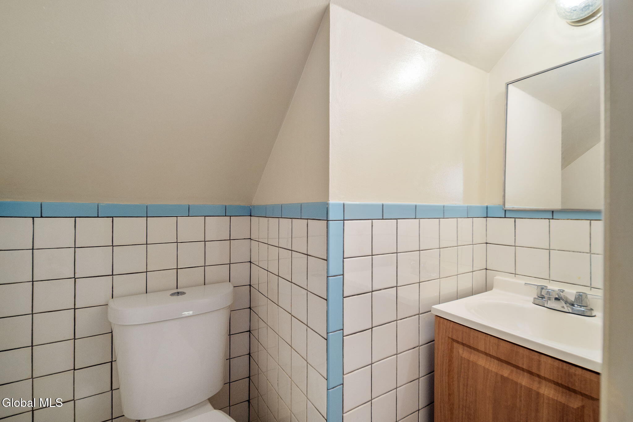 228 Davis Avenue Albany NY 12208