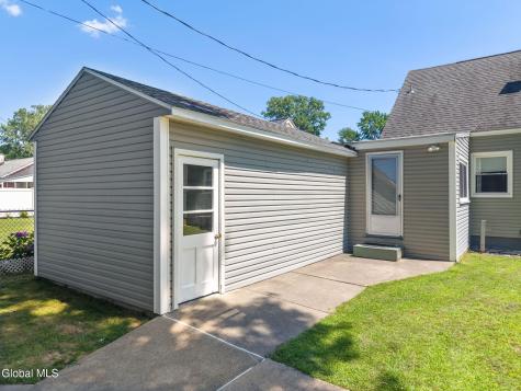 228 Davis Avenue Albany NY 12208