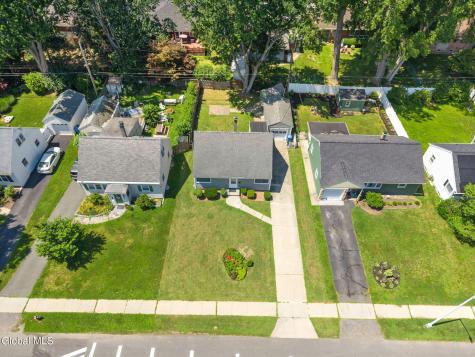 228 Davis Avenue Albany NY 12208