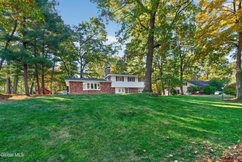 365 W Highland Drive Guilderland NY 12303