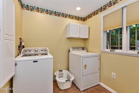 365 W Highland Drive Guilderland NY 12303