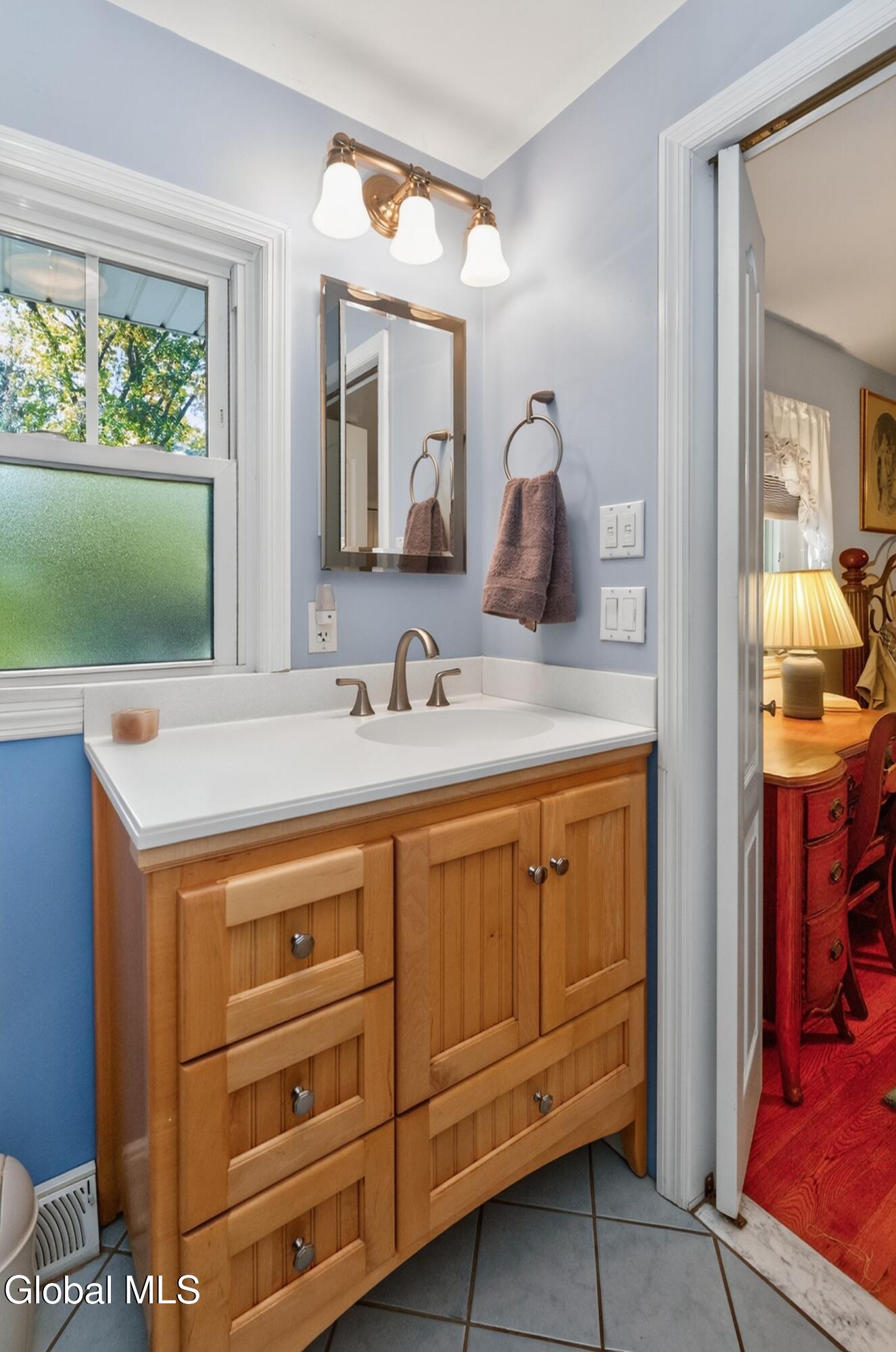 365 W Highland Drive Guilderland NY 12303