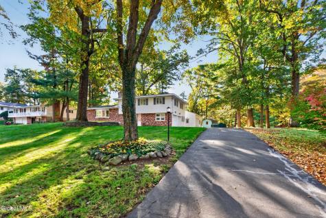 365 W Highland Drive Guilderland NY 12303