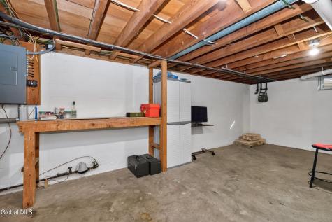 365 W Highland Drive Guilderland NY 12303