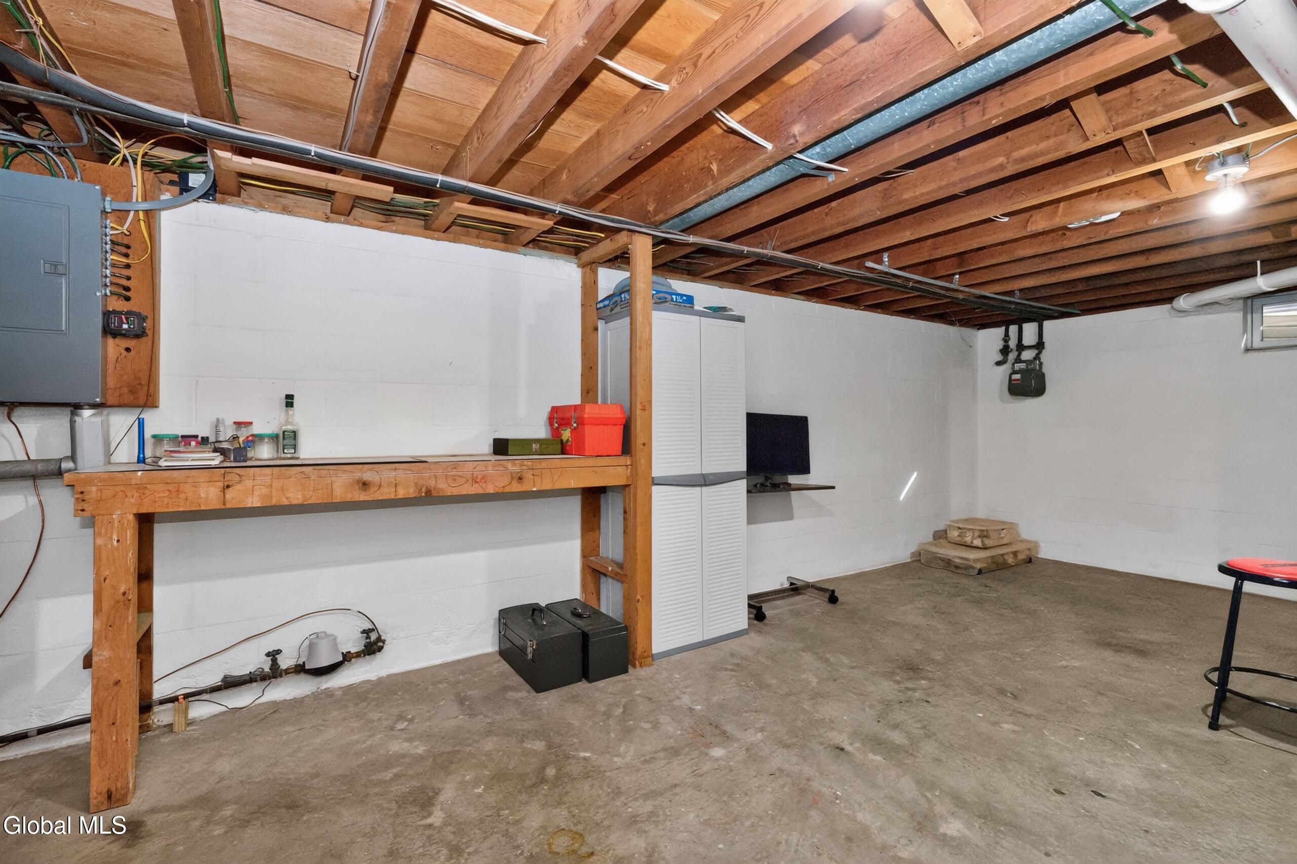365 W Highland Drive Guilderland NY 12303