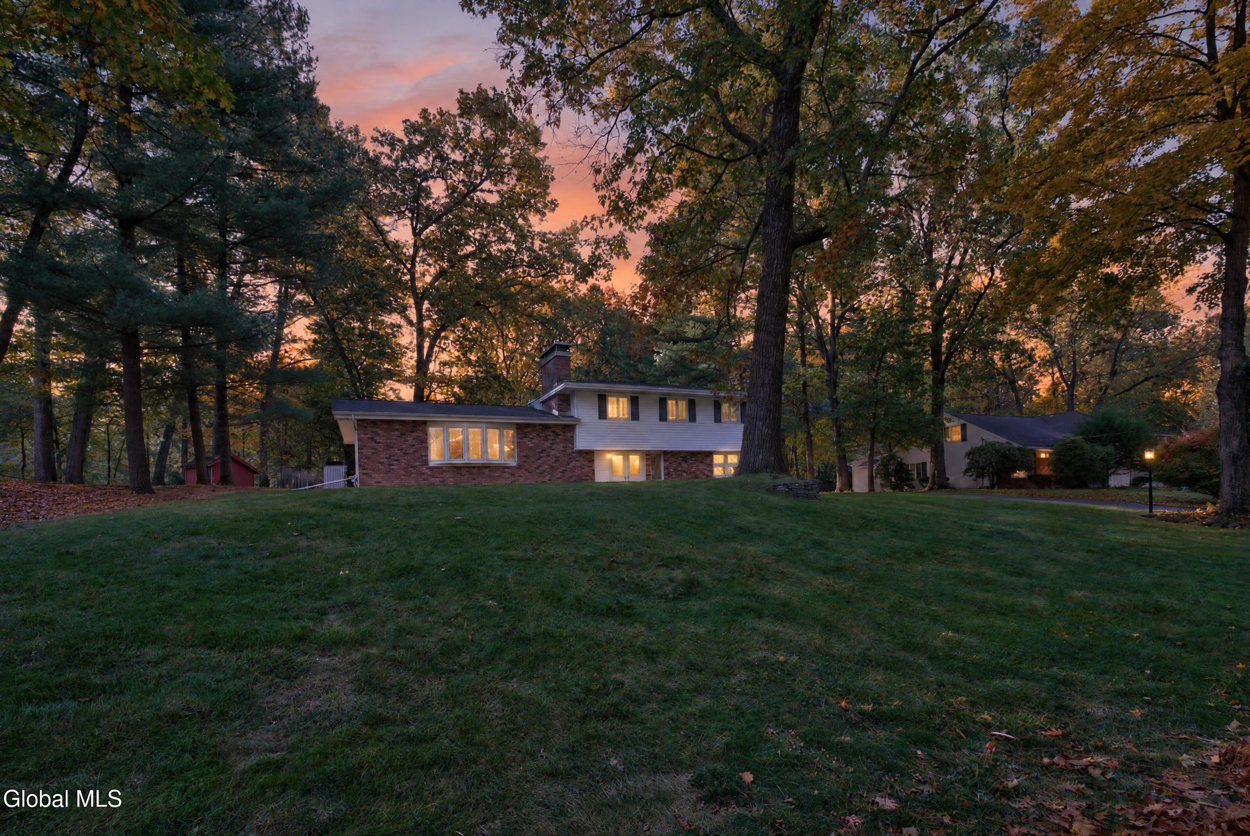 365 W Highland Drive Guilderland NY 12303