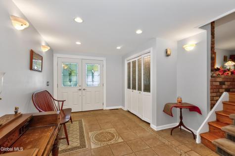 365 W Highland Drive Guilderland NY 12303