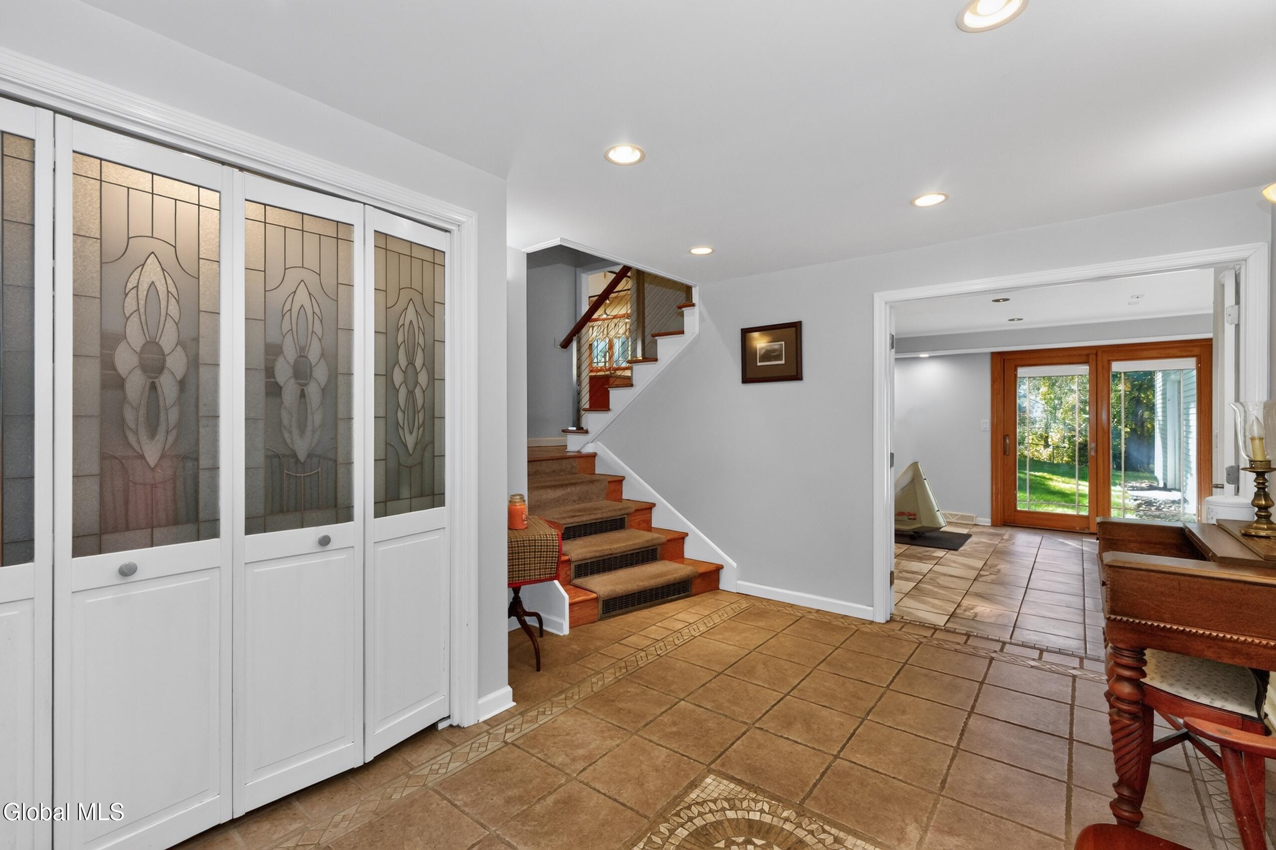 365 W Highland Drive Guilderland NY 12303
