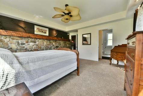 2414 New York 29 Middle Grove NY 12850