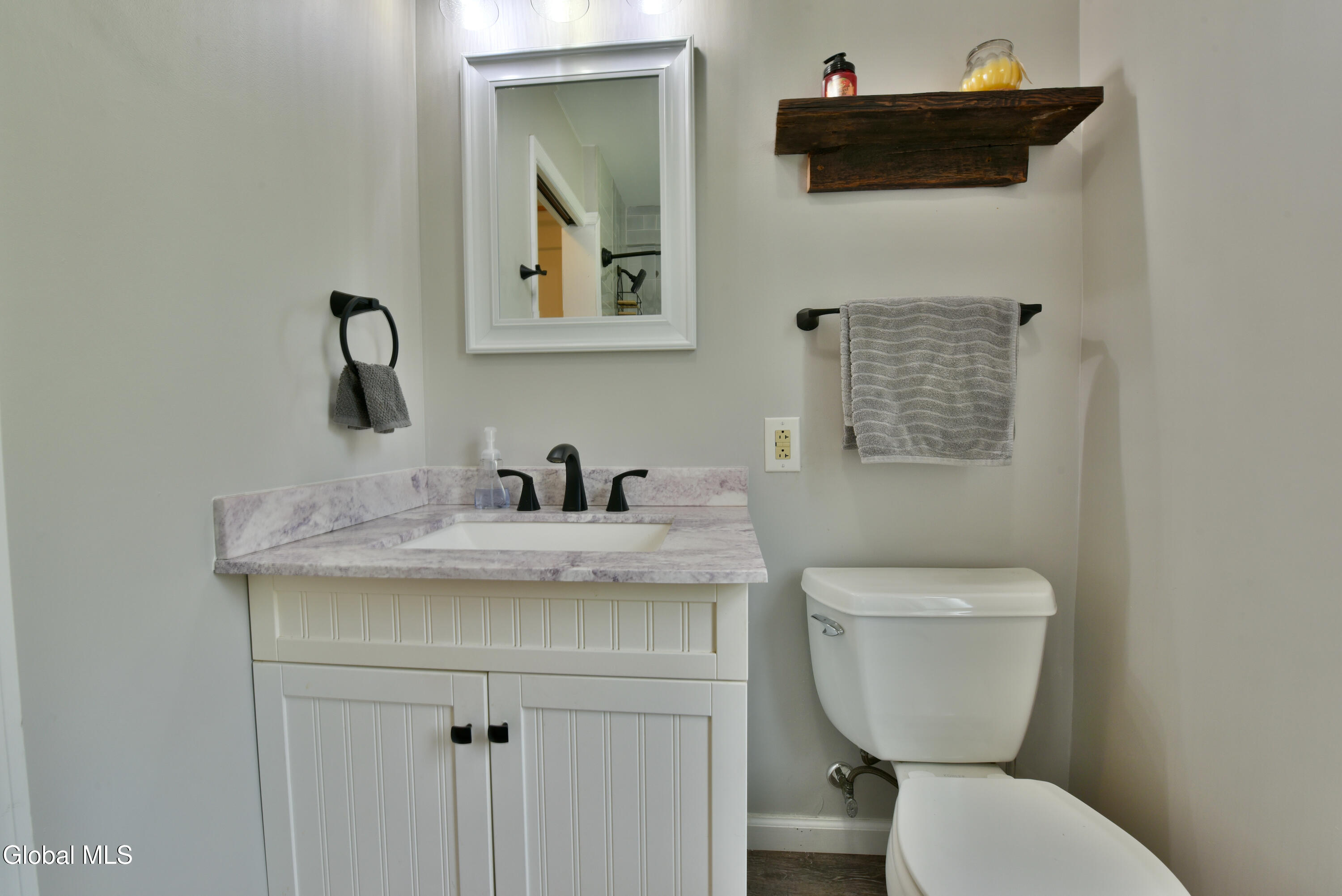 2414 New York 29 Middle Grove NY 12850