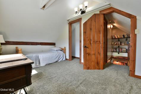 2414 New York 29 Middle Grove NY 12850