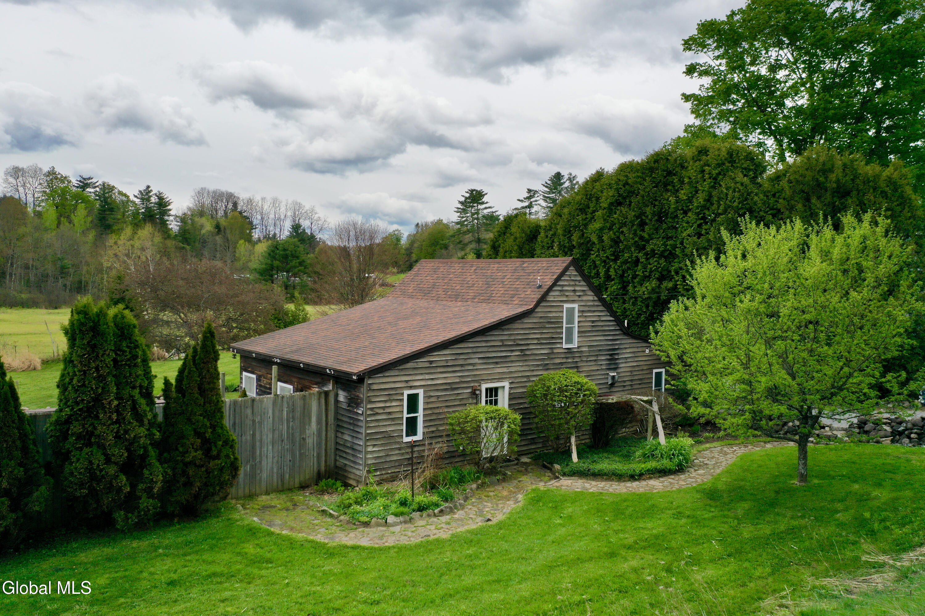 2414 New York 29 Middle Grove NY 12850