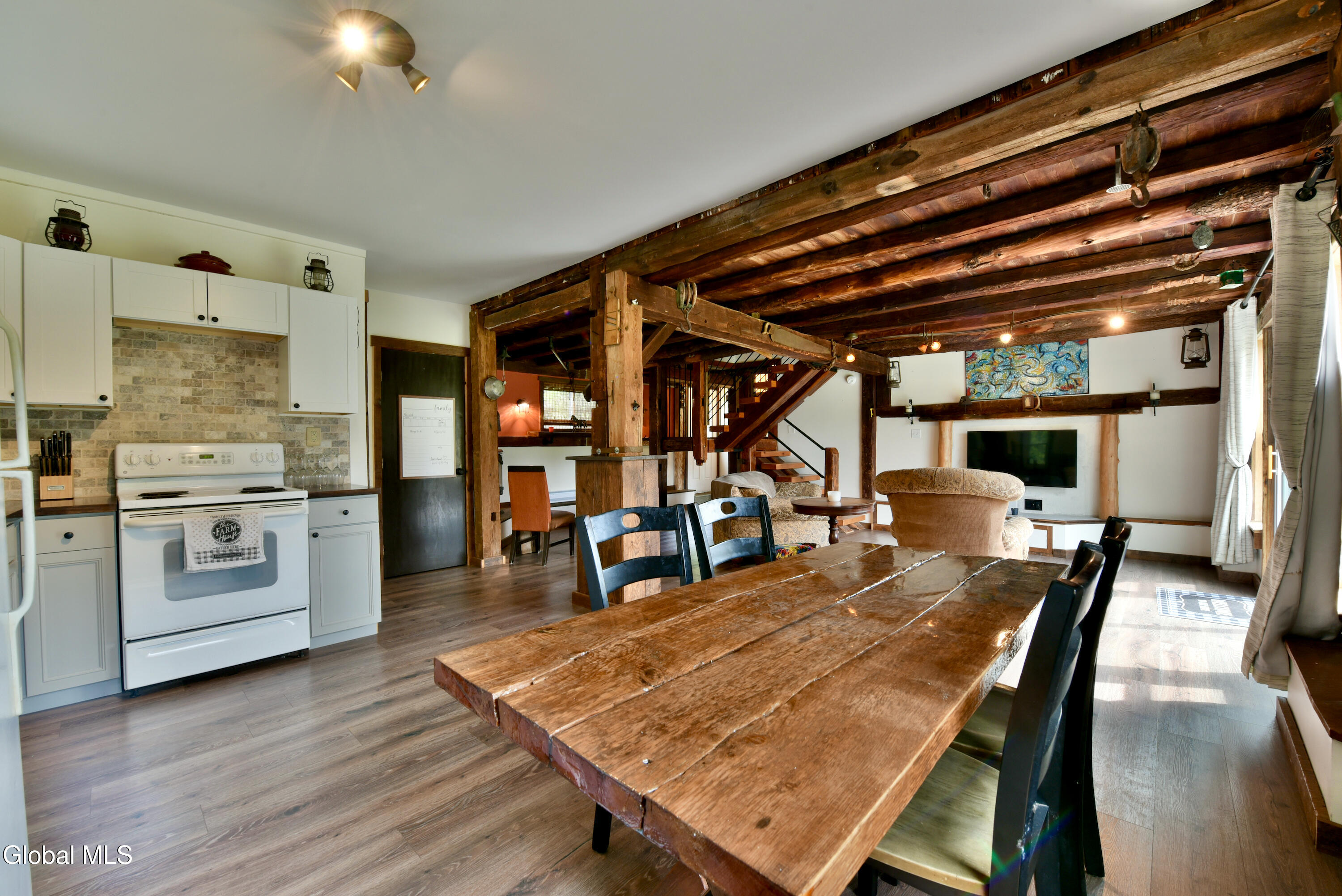 2414 New York 29 Middle Grove NY 12850