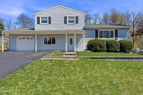 9 Kingsley Avenue Gansevoort NY 12831
