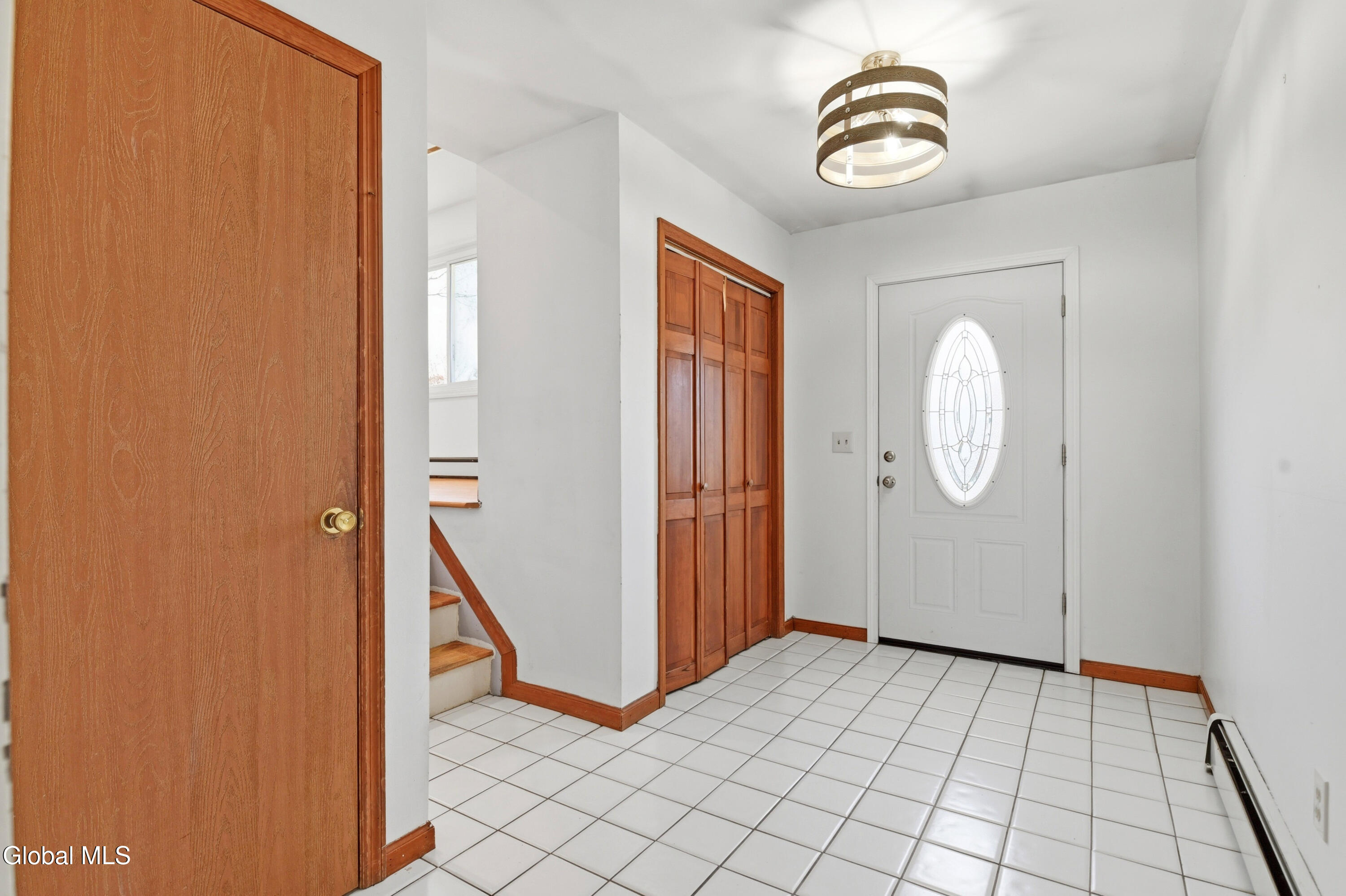 9 Kingsley Avenue Gansevoort NY 12831