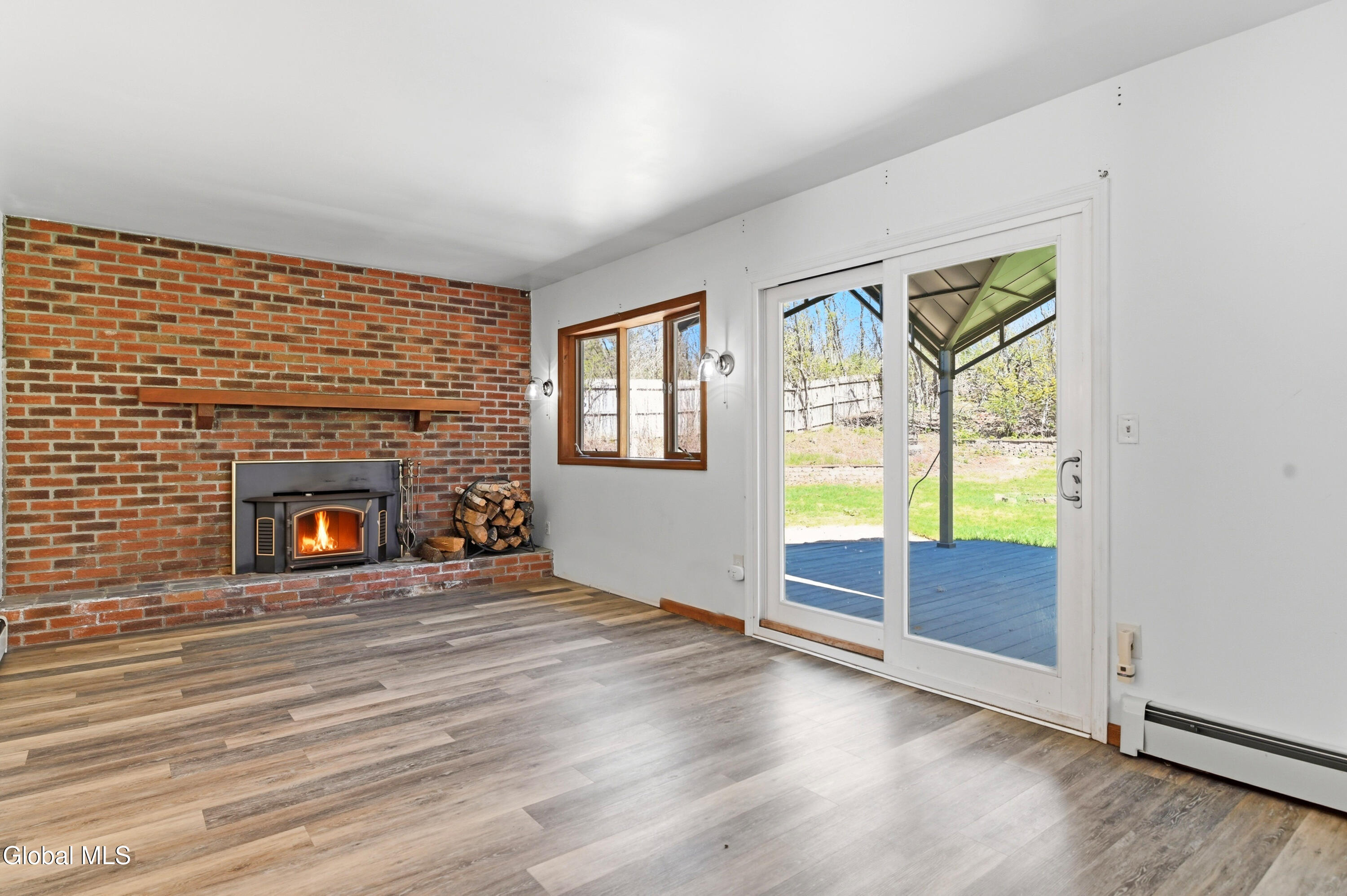 9 Kingsley Avenue Gansevoort NY 12831