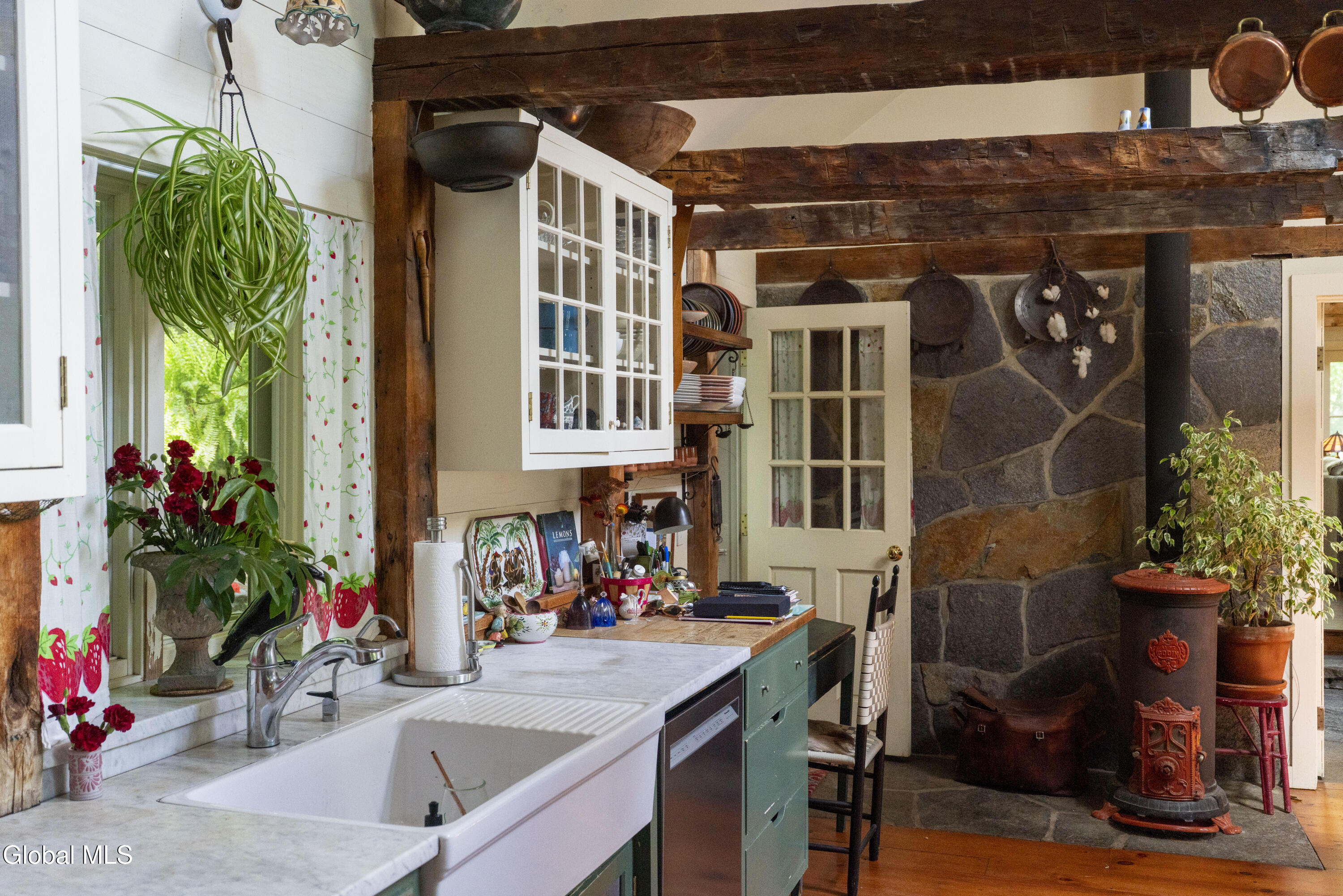 448 Chestnut Hill Road Cambridge NY 12816
