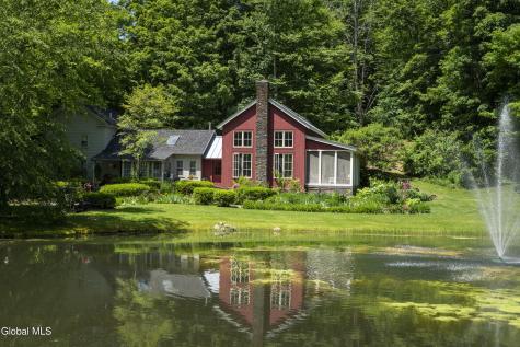 448 Chestnut Hill Road Cambridge NY 12816