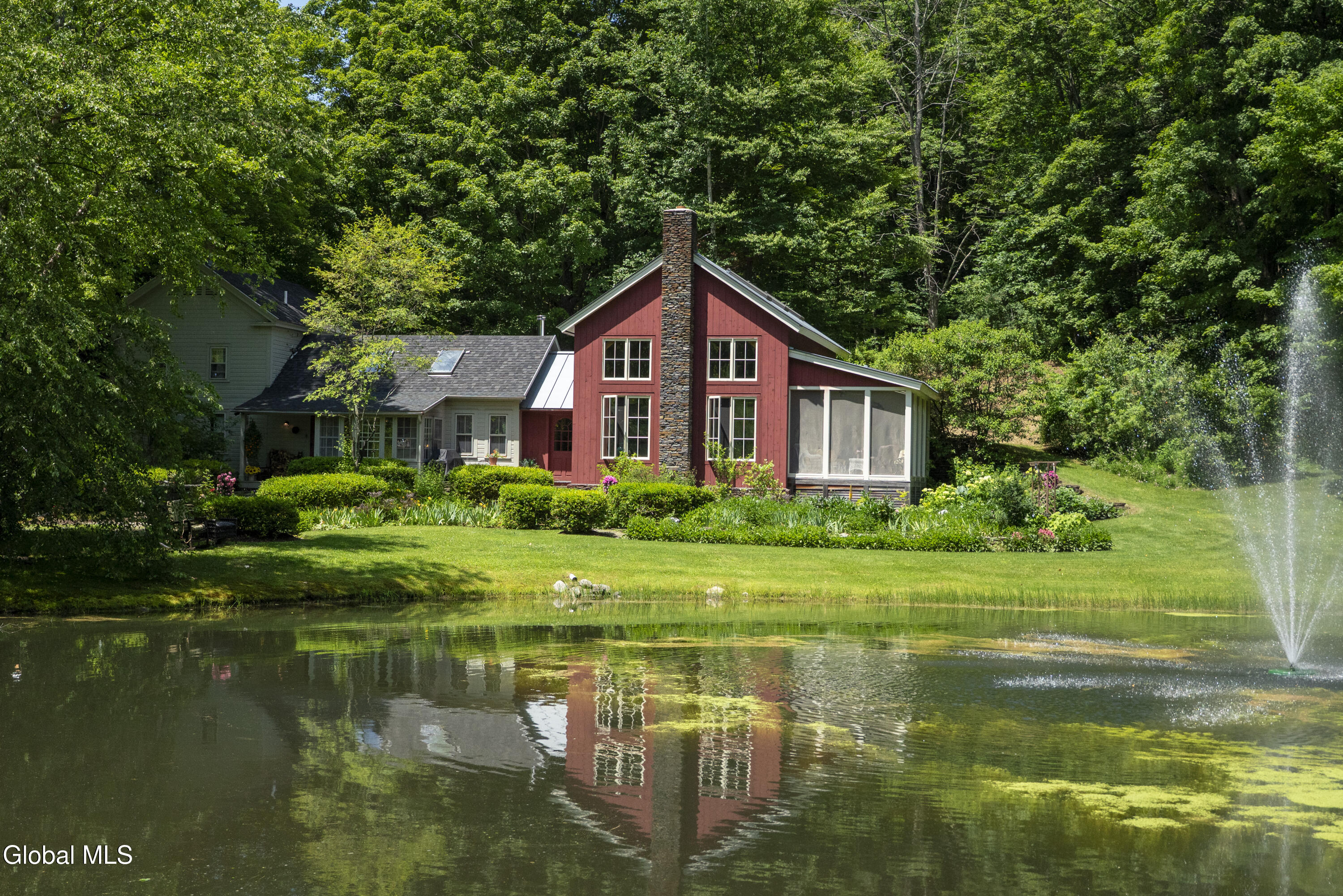 448 Chestnut Hill Road Cambridge NY 12816
