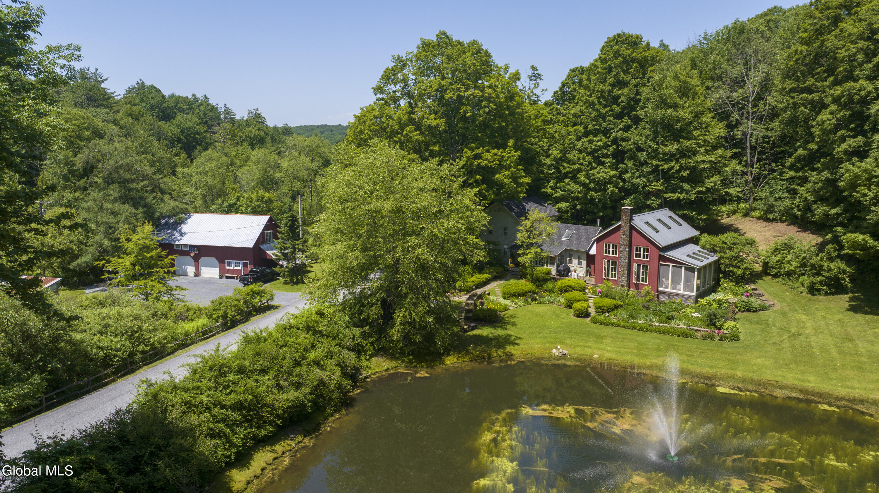 448 Chestnut Hill Road Cambridge NY 12816