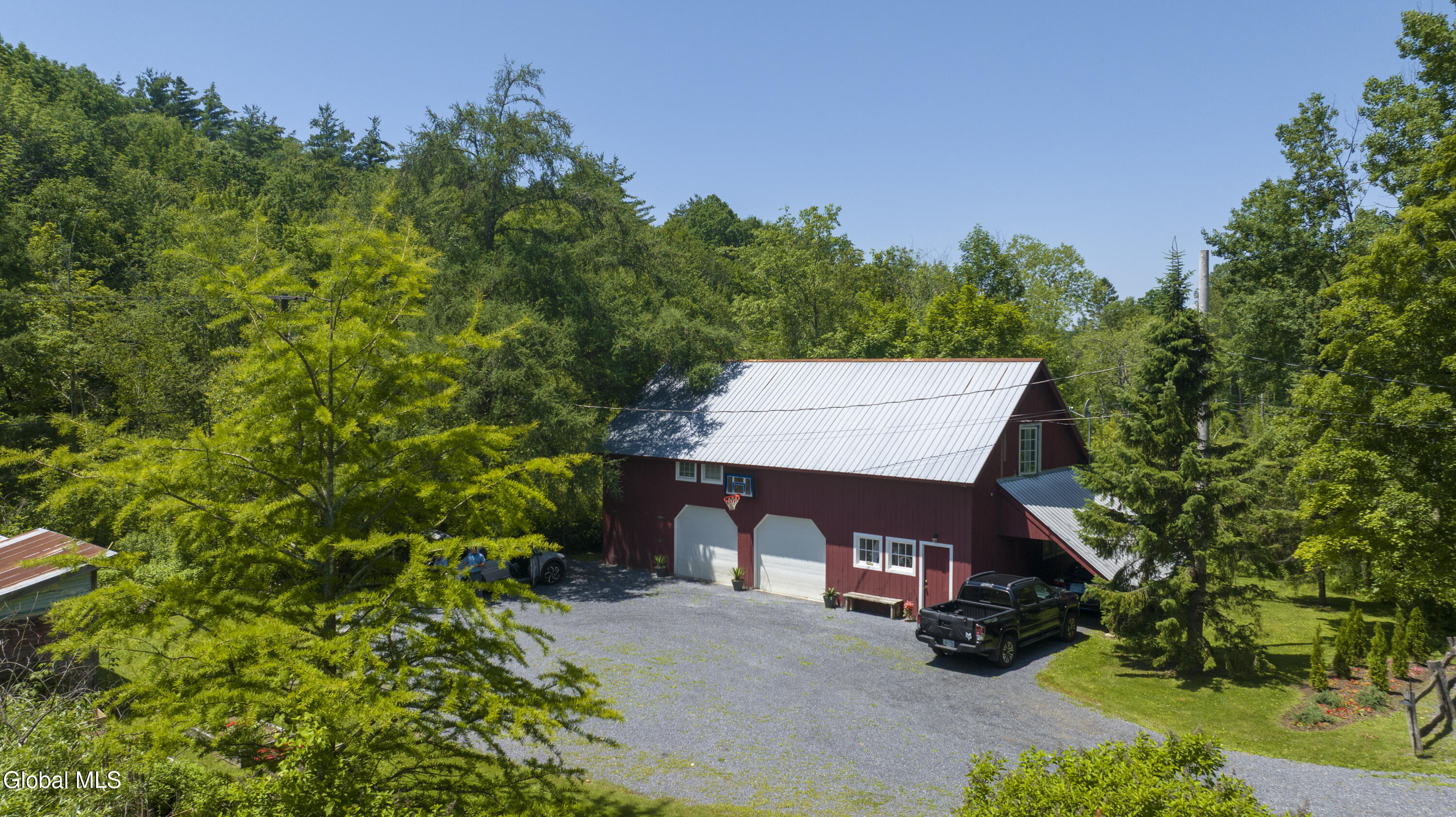 448 Chestnut Hill Road Cambridge NY 12816