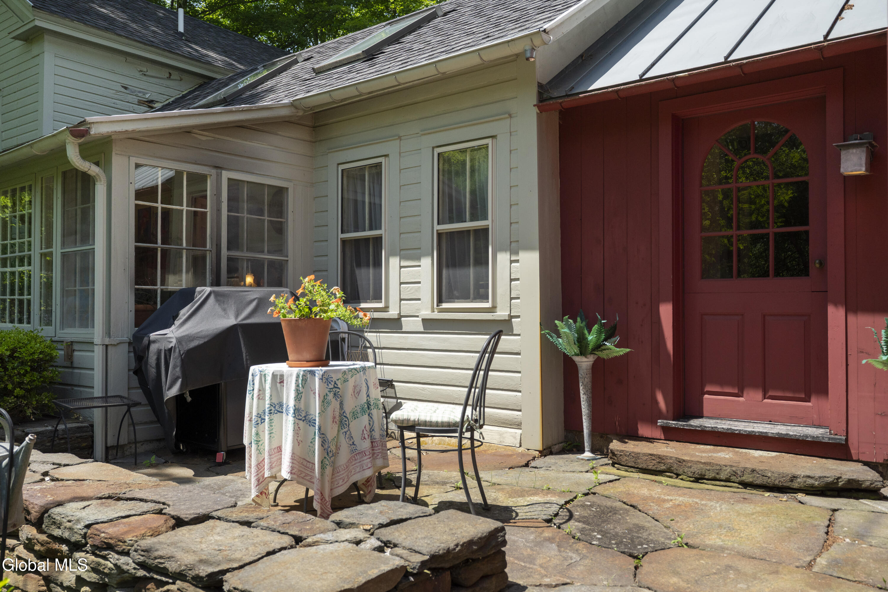 448 Chestnut Hill Road Cambridge NY 12816