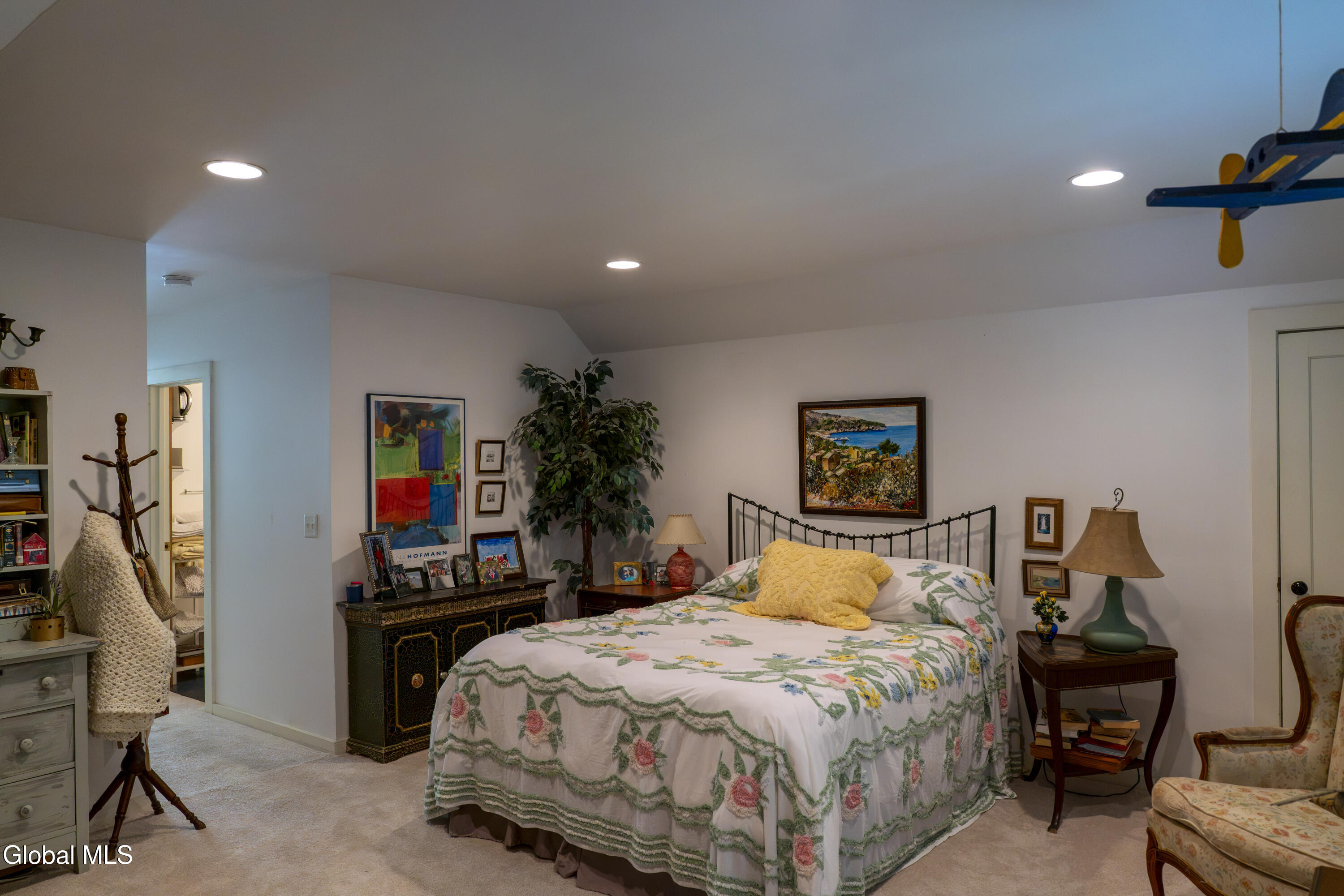 448 Chestnut Hill Road Cambridge NY 12816
