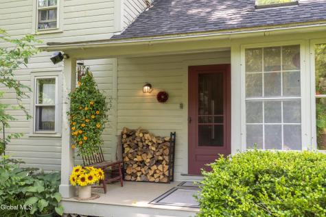 448 Chestnut Hill Road Cambridge NY 12816