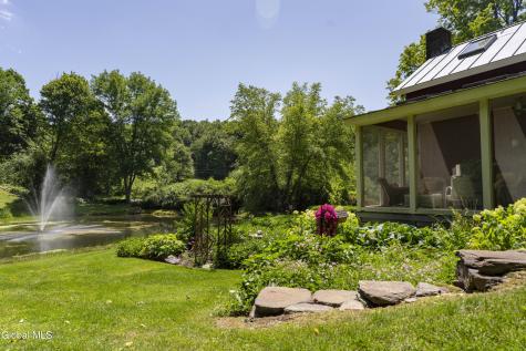 448 Chestnut Hill Road Cambridge NY 12816