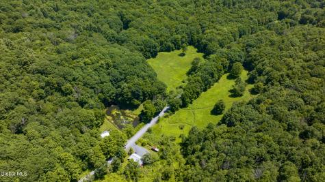 448 Chestnut Hill Road Cambridge NY 12816